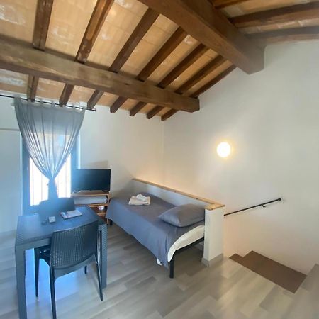 Velia'S Home Casa Vacanze B&B Castel Sant'Elia 外观 照片